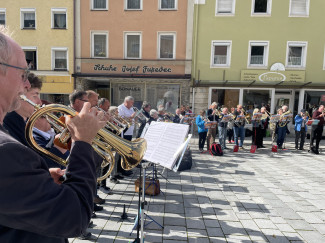 Stadndmusik in Tann